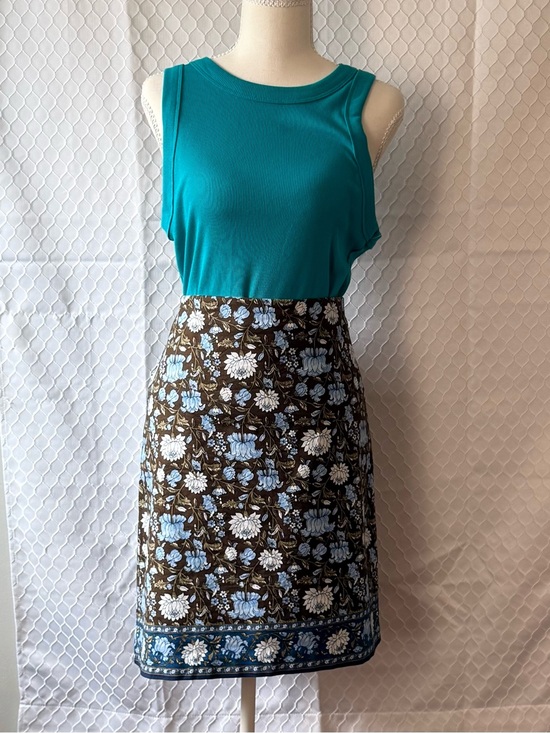 Talbots Dresses & Skirts - Talbots Floral Pencil Skirt Size 6
